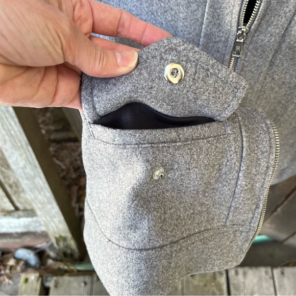 Banana Republic Wm’s Melton Volume-Sleeve Light Gray Jacket Sz M Petite - Picture 5 of 14